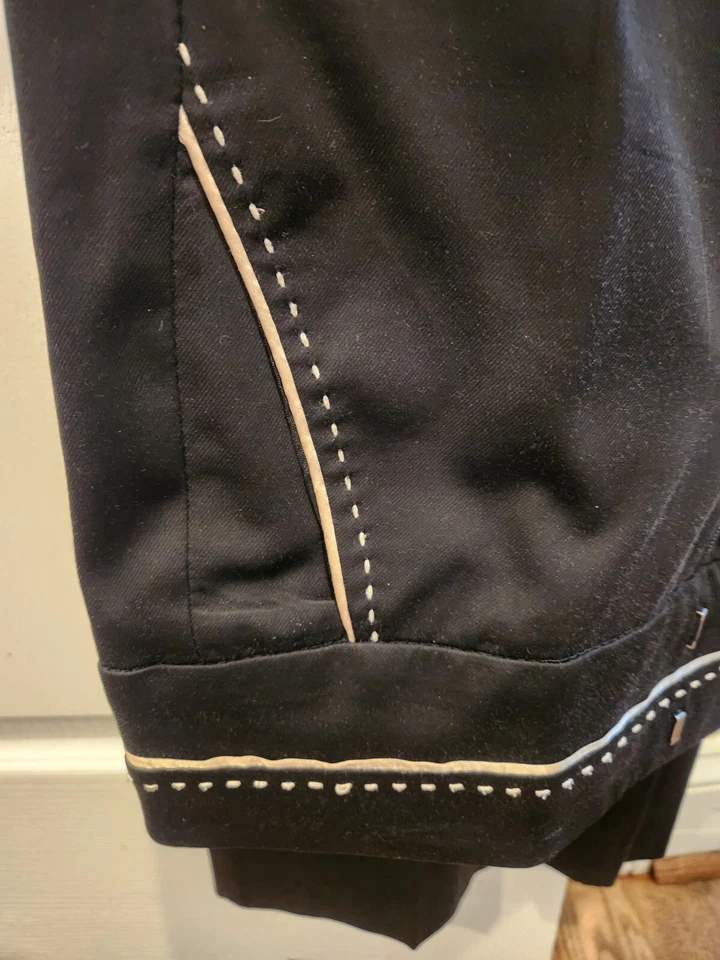 BeBe Black Classy Sateen SatinLike with Cream Piping Slacks Size 0 - Image 2 of 3