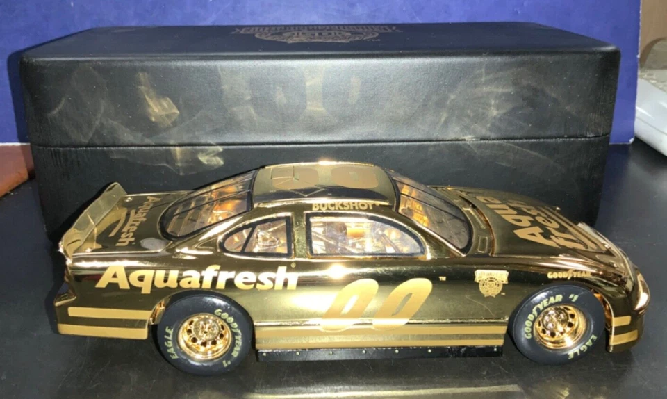 Coche Buckshot Jones 00 Aquafresh 1998 Racing Champions chapado en oro 24 k 1:64 (A) Foto 2 de 4