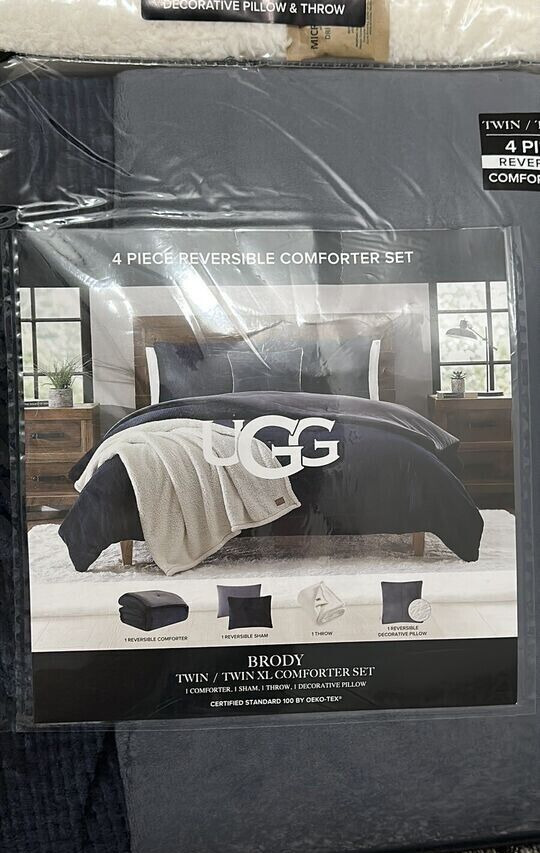 NWT®UGG Brody Twin/XL 4Pc Reversible Comforter Set Charcoal/Glacier