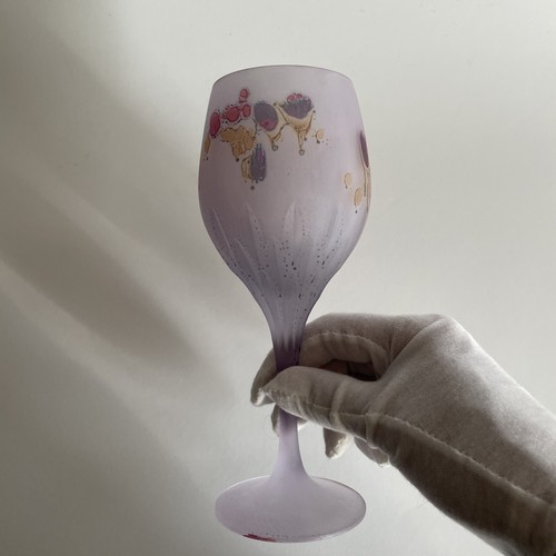 Rueven Art Nouveau 10 oz. Wine Glass - Picture 3 of 6