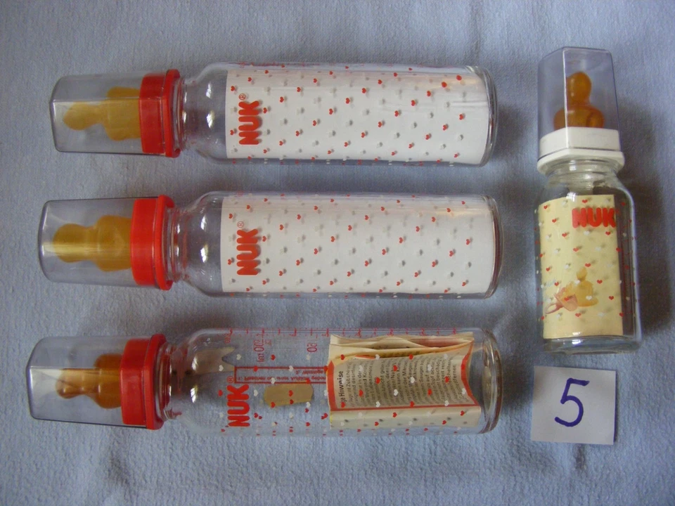 4 NUK Babyflaschen aus Glas mit Herzchen-Motiv  aus Sammlungsauflösung Nr. 5 - Bild 2 von 4