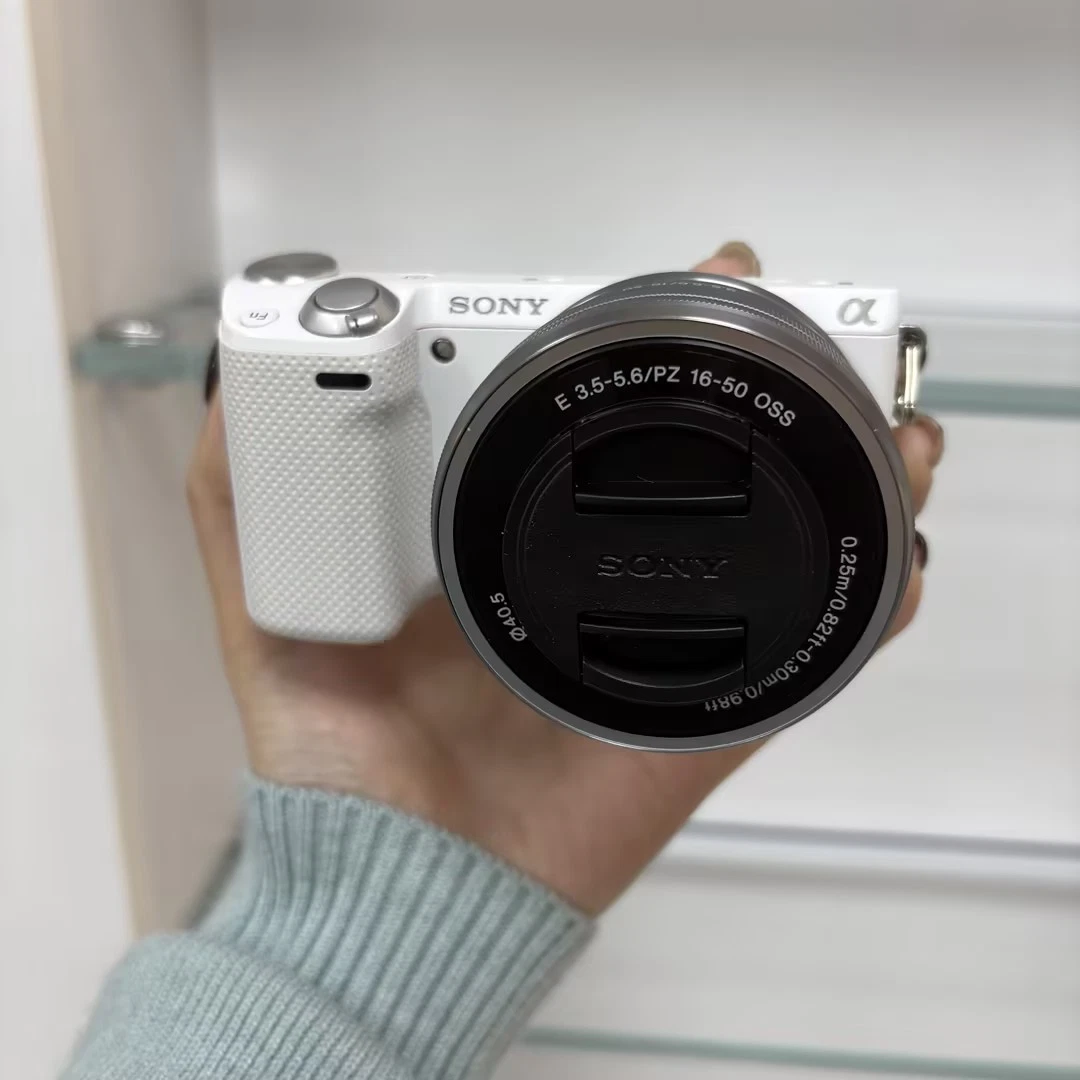 Sony Alpha Nex-5R 1-4.9x Digital Zoom Digital Cameras for sale | eBay