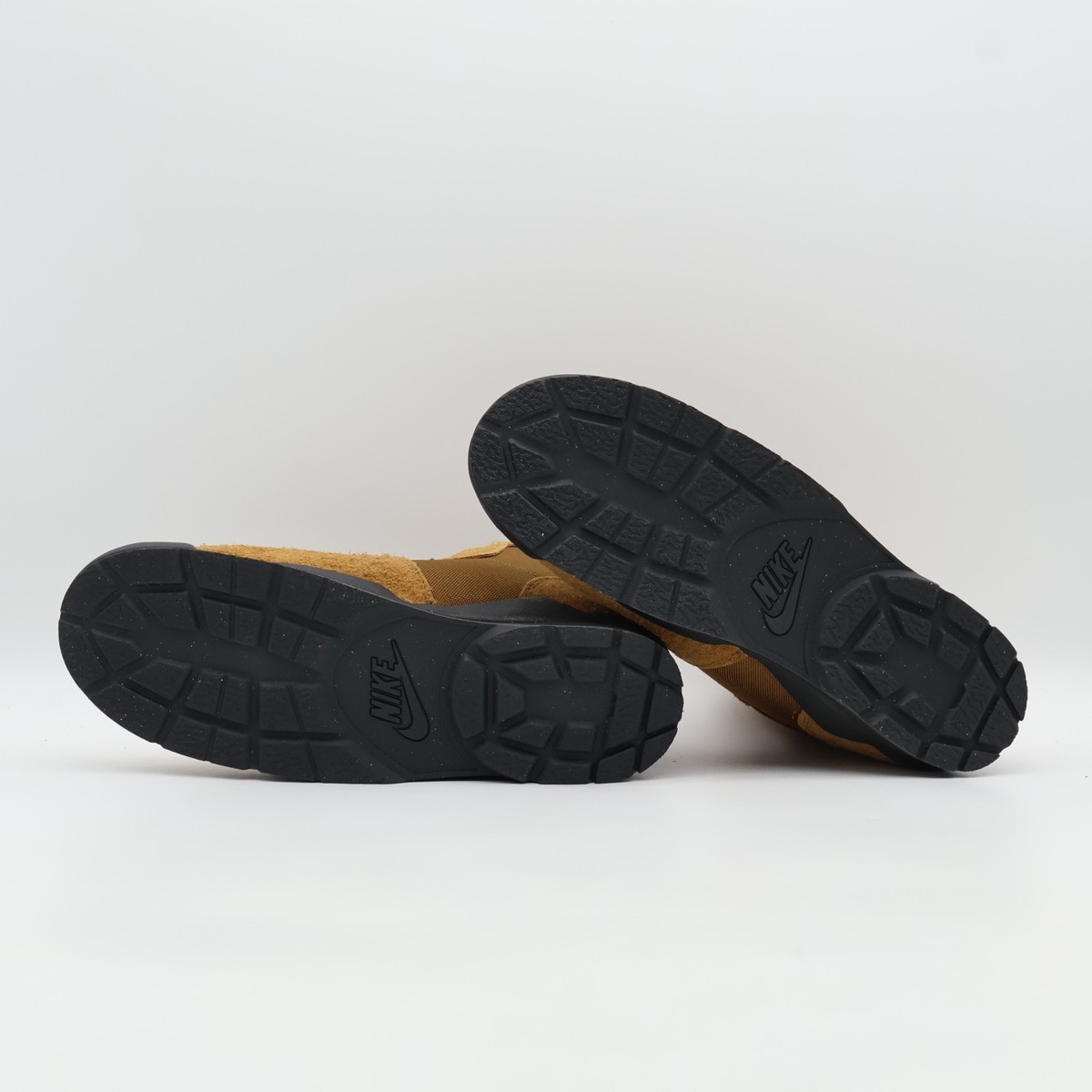 IM7419-200 Stussy × Nike Air Baltoro High Light British Tan (Men
