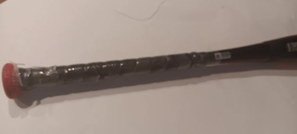 Bate de lanzamiento rápido avanzado Easton Ghost 2024-10 (30 pulgadas, 20 oz) Foto 3 de 4