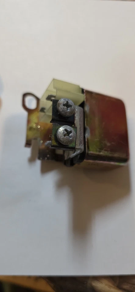 Relé de bocina productos de motor estándar HR140 nuevo nuevo de colección Foto 2 de 4