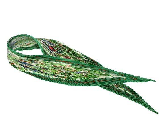 HERMES Les Merises Cherry Green Silk Scarf Pleated Carré 90 AA Womens PF7XSV