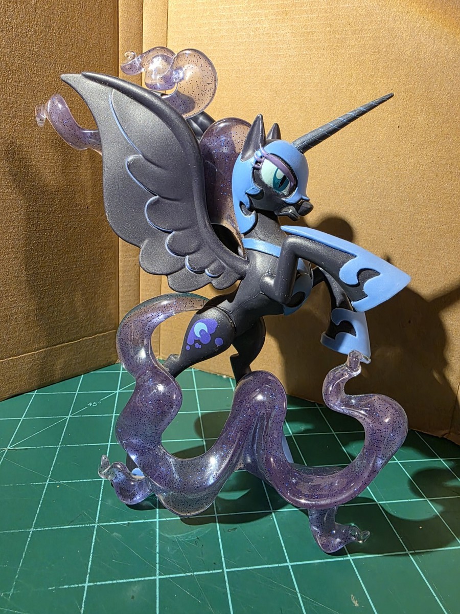 2015 My Little Pony MLP Nightmare Moon Guardians of Harmony Fan