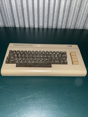 Commodore 64 Model C64 Breadbin Vintage Computer - READ Powers On 
