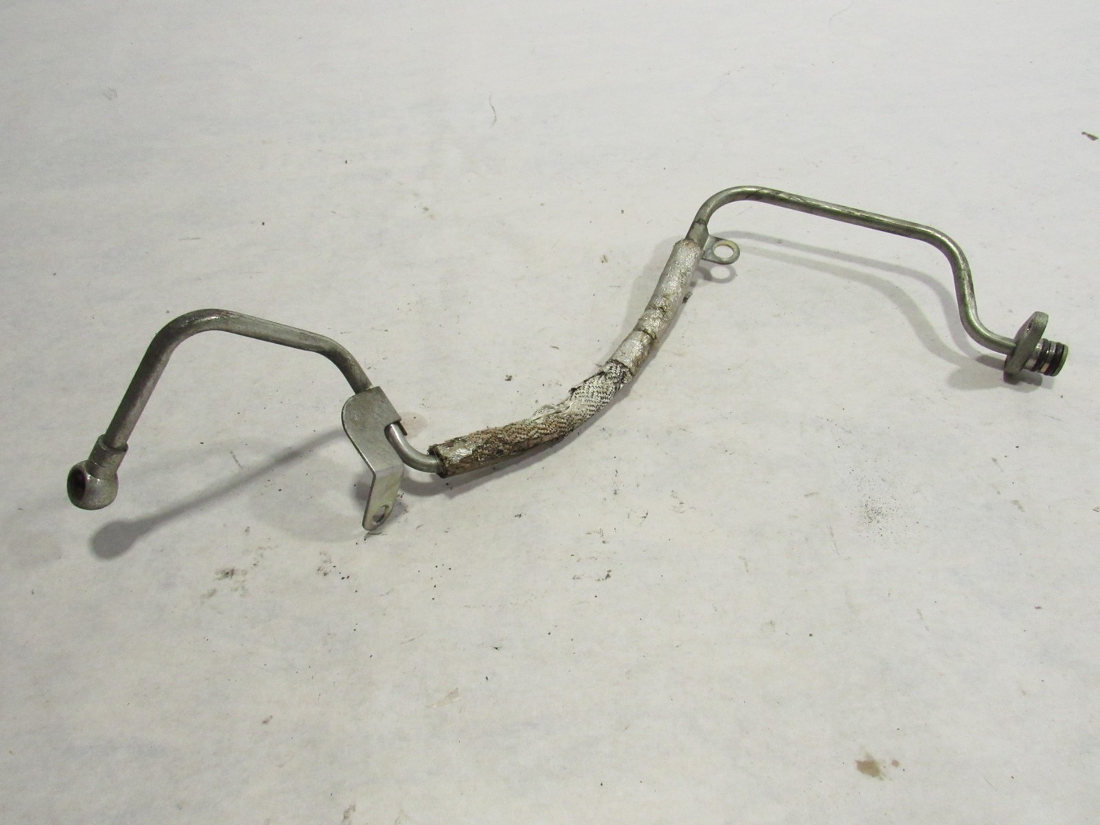 15-19 Ferrari 488 Spider 2017 Left Driver Water Delivery Hose Pipe Line Tube ;@2
