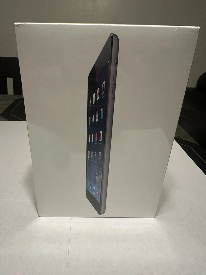 ipad mini 1st generation 16gb new collector's item !! Read 👇👇👇!!!! - Image 3 of 4