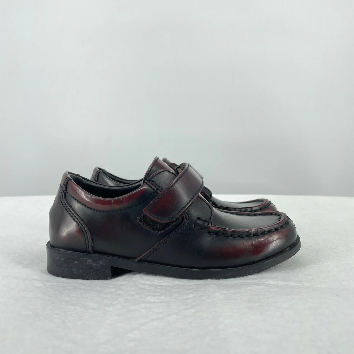 Cole haan narrow best sale shoes