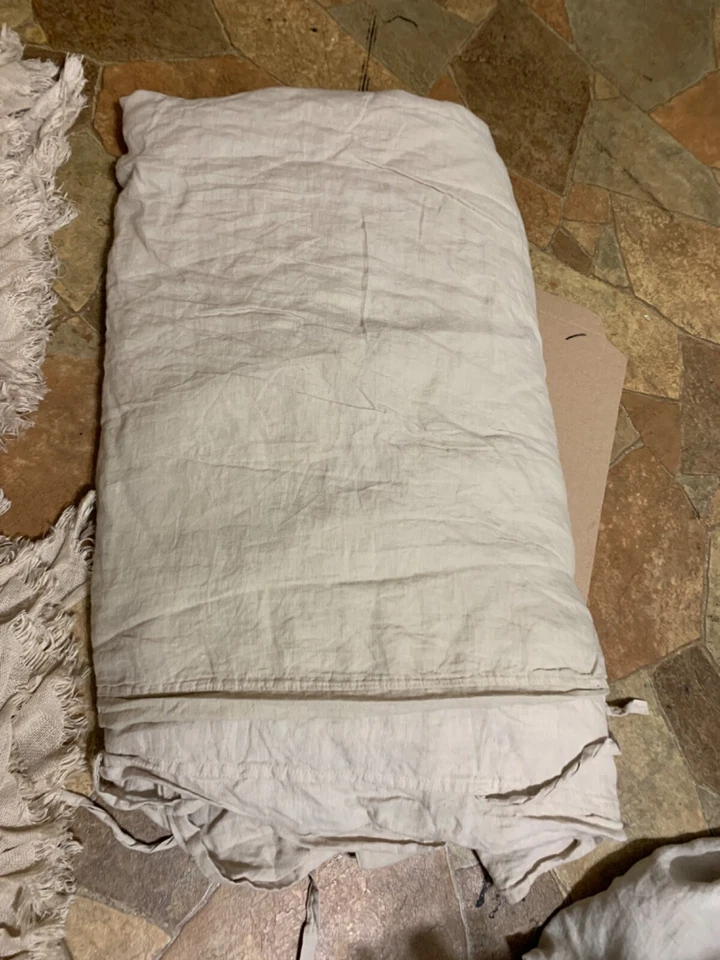 Funda nórdica Wamsutta algodón satén king beige 92x105 pulgadas y 2 fundas  Foto 3 de 4