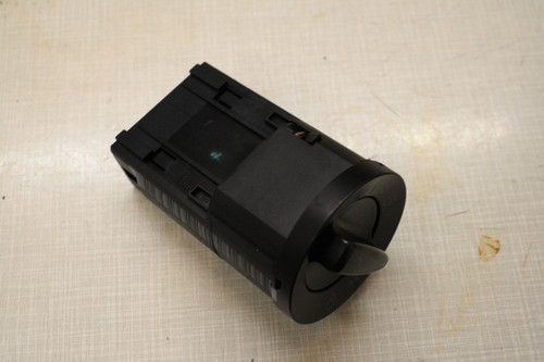 Interruptor de luz VW Golf IV 1C0 941 531 A - Imagen 7 de 8