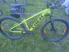 Trek Marlin 5 Mountain Bike – 29er – Hydraulic Disc Brakes