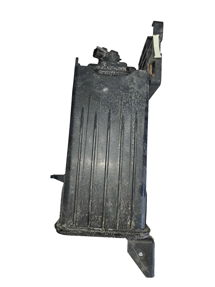 2013 SOLO FORD PICKUP F150 Evaporador Canister XLT SOLO 9L3Z9D653C Foto 4 de 4