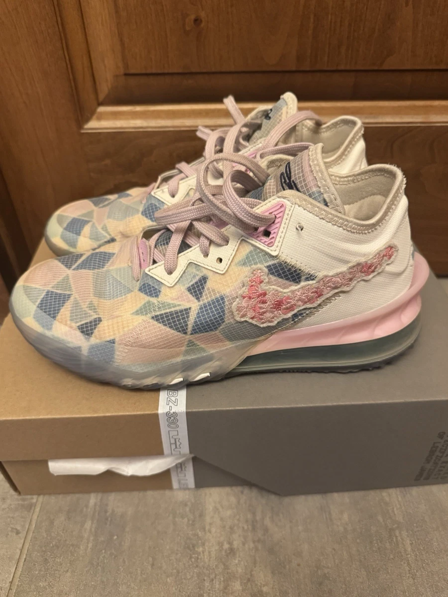 Preços baixos em Nike atmos x LeBron 18 Low Sakura | eBay