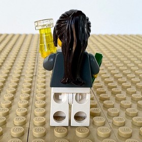 LEGO Creator, Grand Emporium: Associate, MONEY, PERFUME, twn100, 10211, 2010