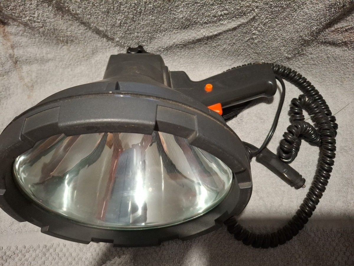 Coleman Night Sight 5368A718 12V Halogen Spotlight 1,000,000