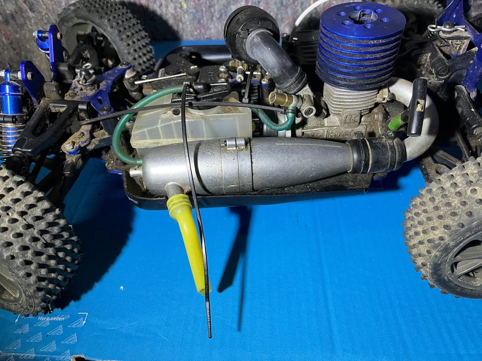 (14) Vintage Kyosho Prefex Nitro RC Auto 70er 80er Jahre *Rarität* - Bild 4 von 4