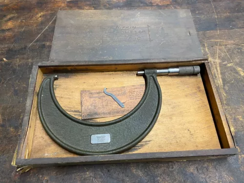 Vintage Lufkin Rule Co. No. 1916S Outside Micrometer 5-6” USA