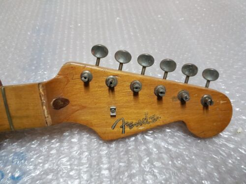 1958 FENDER DUO SONIC MAPLE NECK - made in USA