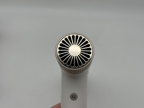 Shark SpeedStyle RapidGloss Finisher and High-Velocity Dryer HD300 - Picture 5 of 6