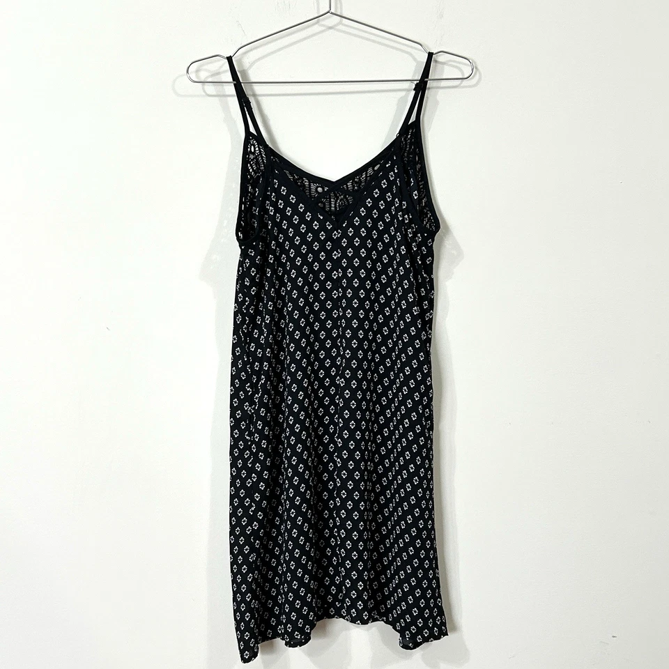 Camisón XHILARATION Mujer L Negro Blanco Geo Estampado Encaje Cuello en V Tirantes Foto 2 de 4