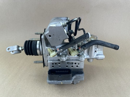2016-2019 Toyota Mirai Antilock ABS Master Cylinder W/ Module 47210-62020 - Foto 3 di 12