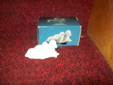 AVON Nativity Collectibles Sheep 1983 Porcela...
