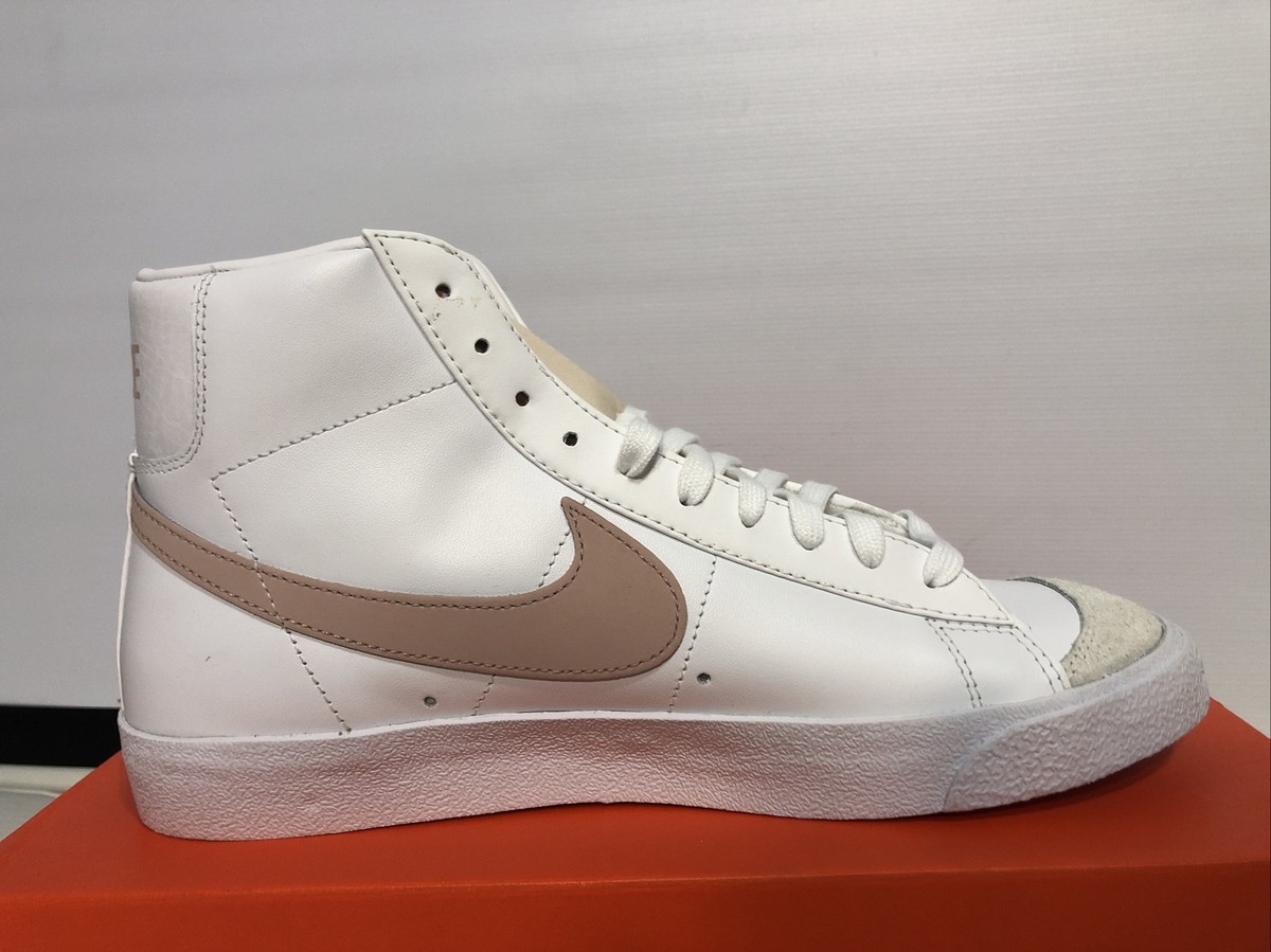 NIKE スニーカー　W BLAZER MID’77 NIKE BLAZER MID 77 VINTAGE 28㎝ スニーカー