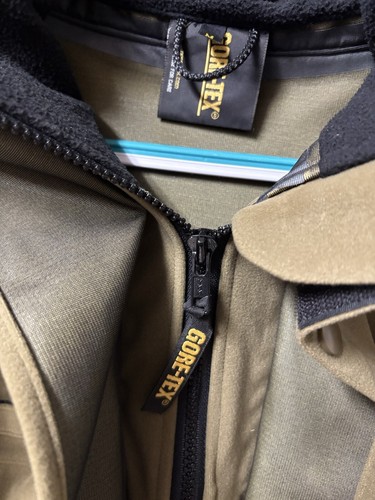 GORE-TEX x SWAZI Jacke Gr. M Full Zip Kapuze Angeln Jagd Camp - Bild 16 von 18