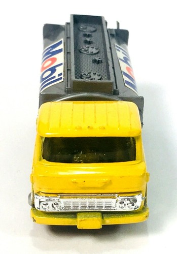 Vintage 1980's Zee Toys Zylmex Cement Mixer Mobil Oil Truck w/ Pull Out Gas Hose - Picture 6 of 8