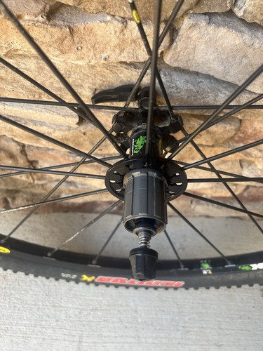 Mavic Crossmax 29” C29ssmax Mountain Bike Wheelset QR W/Maxxis Igniter 2.1 Tires - Bild 4 von 9