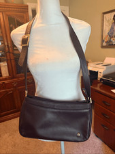 Etienne Aigner Women s Shoulder Bag, Burgundy Leather, Vintage
