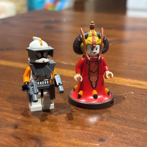 LEGO Star Wars - Queen Amidala and Commander Cody Minifigures