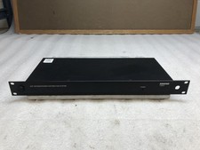 Shure UA844 UHF Antenna Splitter Power Distri...