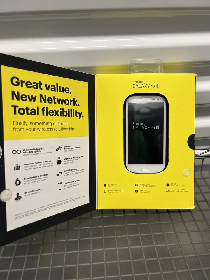 Samsung Galaxy S III SPH-L710T - 16GB - Marble White (Sprint) NEW SEALED - Image 2 of 4