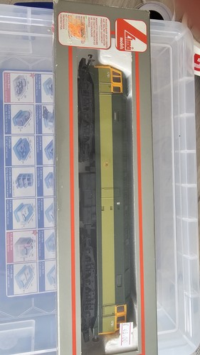 Lima Baureihe 47 zweifarbig grün Nr 17621 verpackt | Condition: Used