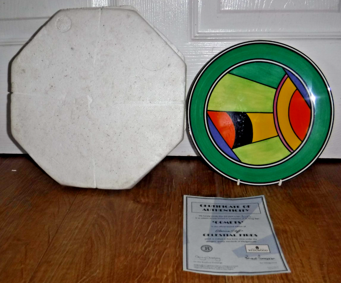 Wedgwood Clarice Cliff Plate ~ Celestial Fires ~ Comets ~ COA ~ Excellent
