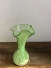 Vintage Ruffled Hand Blown Green Swirl Art Glass Vase 7" Tall Pinched — photo 4