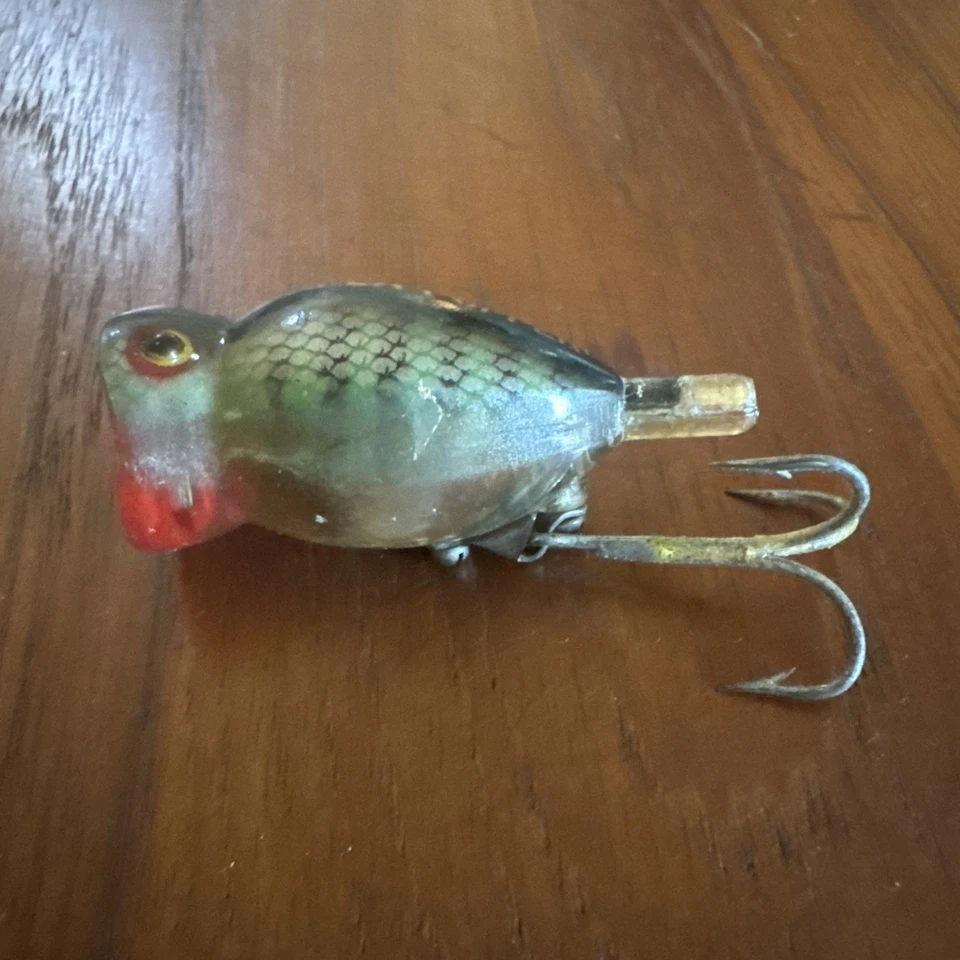 Señuelo de pesca vintage Fred Arbogast HULA POPPER rana verde 1 5/8" Topwater/superficie Foto 3 de 4