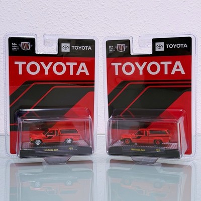   CHASE & Regular M2 Machines 1985 Toyota Truck with Camper Shell Red 1/64