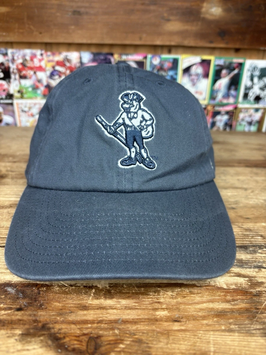 47 Sports UConn Huskies for sale | eBay display picture 1