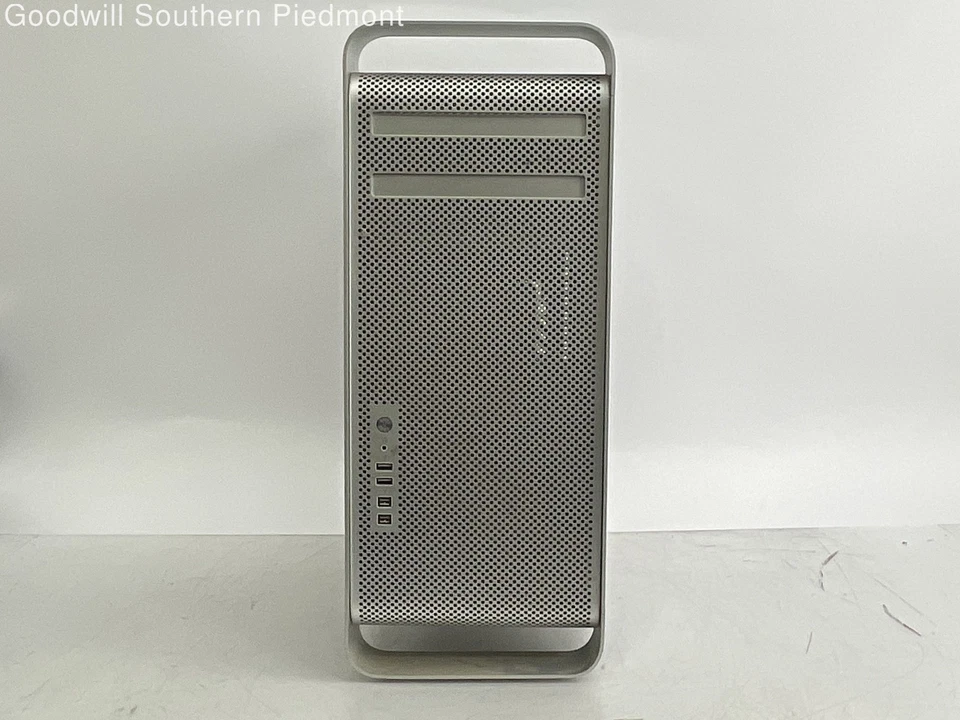 Apple Mac Pro Early 2009 MB535LL/A Xeon E5520 (x2) 64GB RAM 250GB SSD + HDDs - Image 3 of 4