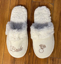 Embroidered Wedding Bride Slippers Women's Size L 9-10