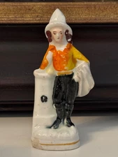 Vintage Victorian American Fireman Porcelin Figure Staffordshire China (A)
