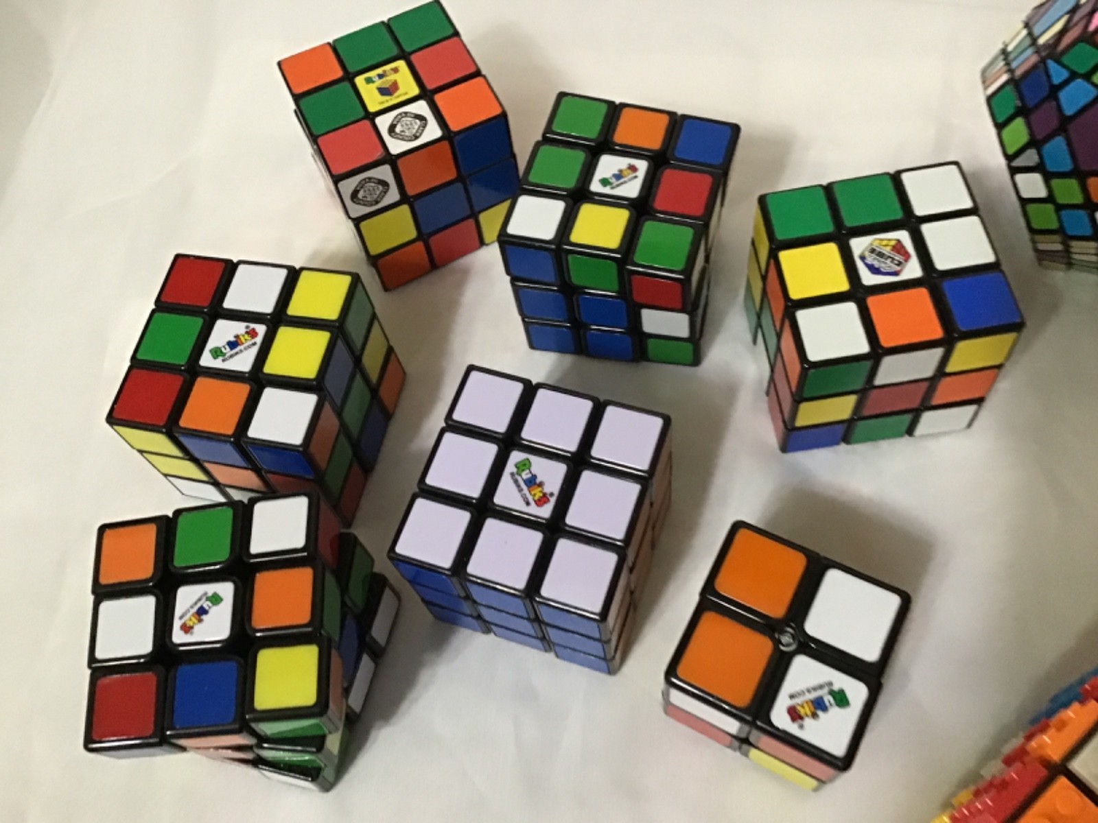 Rubiks, Mofang, QIYI,,etc,,mixed brain teaser puzzles, lot of 16
