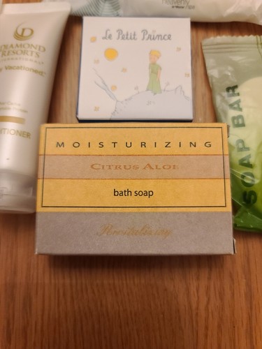 Misc Lot Of Hotel Bar Soaps, Conditioner And Shower Gel New Travel Size - Picture 4 of 7
