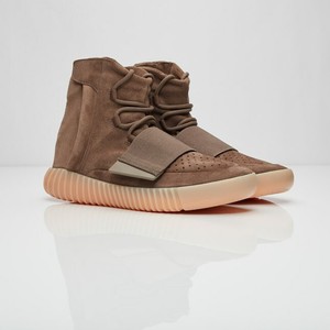 yeezy boost 750 red october meaning