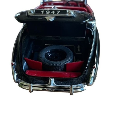 Coche modelo Franklin Mint 1:24 1947 Bentley Mark VI Franay Coach defectuoso - Imagen 7 de 11